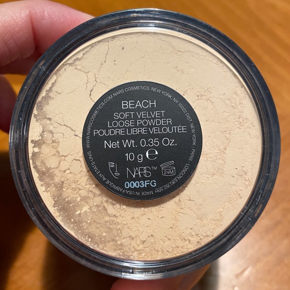NARS Soft Velvet Loose Powder - Picture 7 of 10